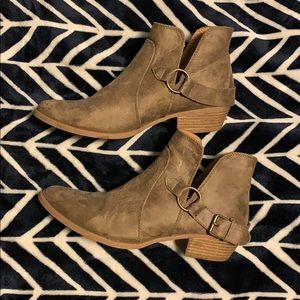 Brown ankle boots